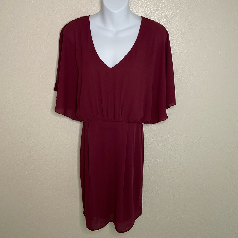 Everly maroon flutter sleeve dress size S
